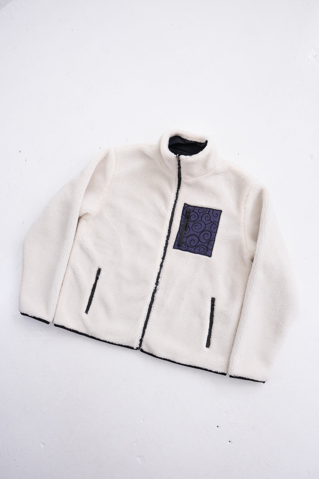 Reversible Gum Gum Sherpa Jacket